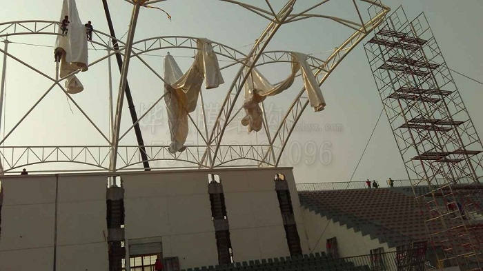 膜結(jié)構(gòu)工程實現(xiàn)超短工期怎么操作