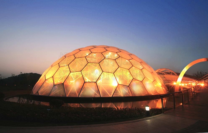 ETFE膜結(jié)構(gòu)有哪些優(yōu)越性能？