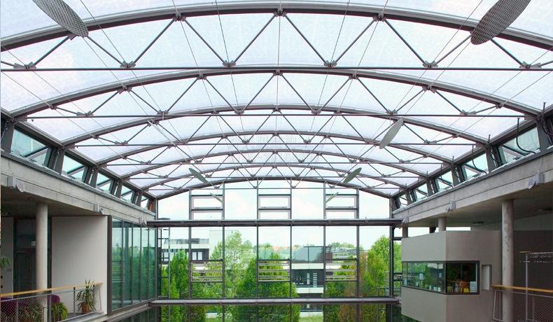 ETFE膜結(jié)構(gòu)臟了怎么清洗？