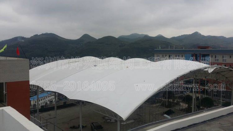 燁興-貴陽(yáng)桐梓球場(chǎng)膜結(jié)構(gòu)工程