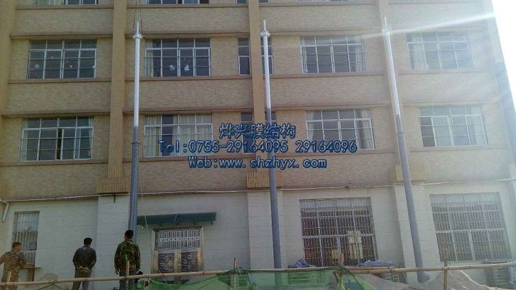 燁興-清遠市第三中學看臺膜結(jié)構(gòu)工程施工中