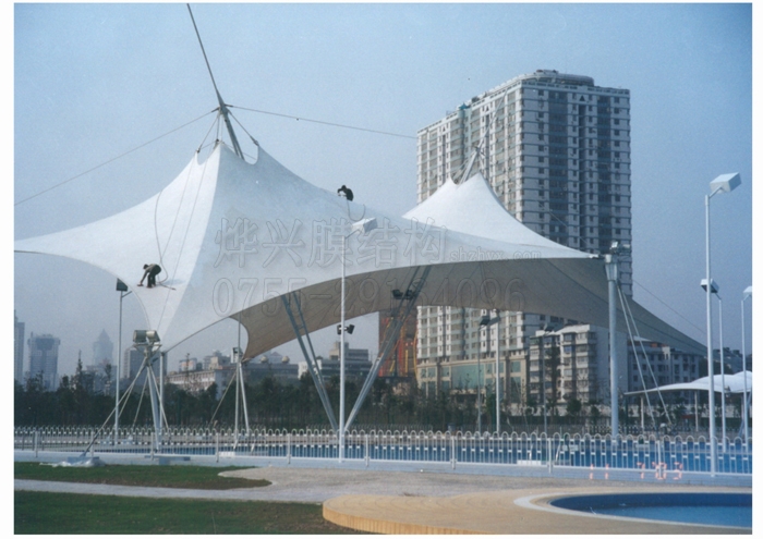 祝賀燁興簽訂佛山樵嶺國(guó)際景觀膜結(jié)構(gòu)遮陽(yáng)棚工程