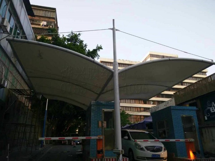 祝賀廣州華泰賓館出口膜結(jié)構(gòu)遮陽(yáng)棚工程順利竣工