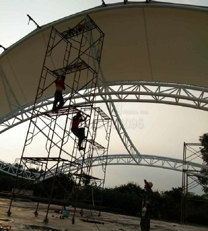 膜結構舞臺膜安裝.jpg