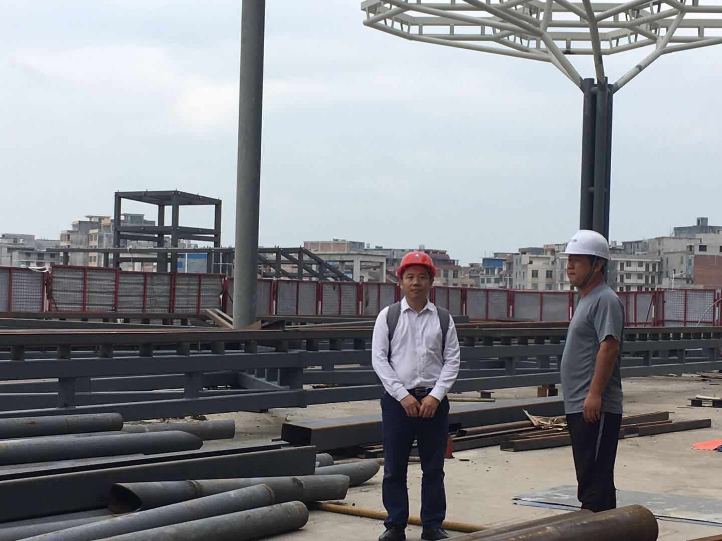 踏遍工地每一角落，激勵(lì)每一寸心靈