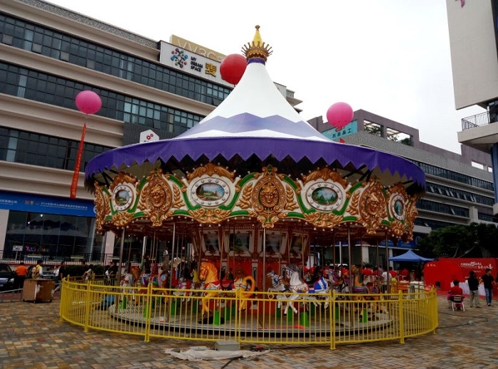 中山景觀張拉膜旋轉(zhuǎn)木馬雨棚-燁興膜結(jié)構(gòu) 中山景觀張拉膜旋轉(zhuǎn)木馬雨棚.jpg