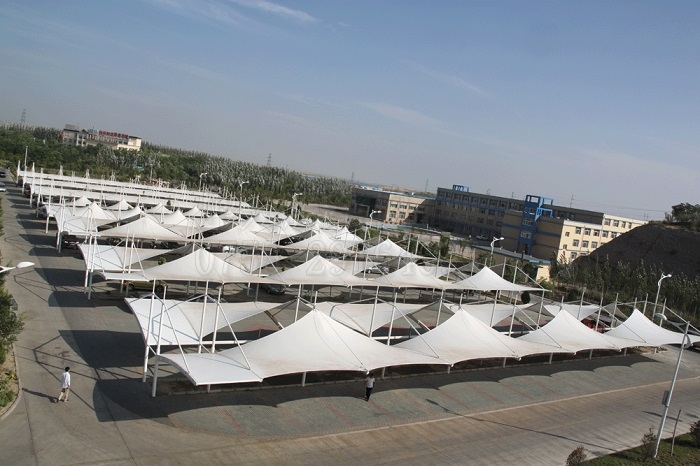 大型膜結(jié)構(gòu)車棚1-燁興膜結(jié)構(gòu) 大型膜結(jié)構(gòu)車棚1.jpg